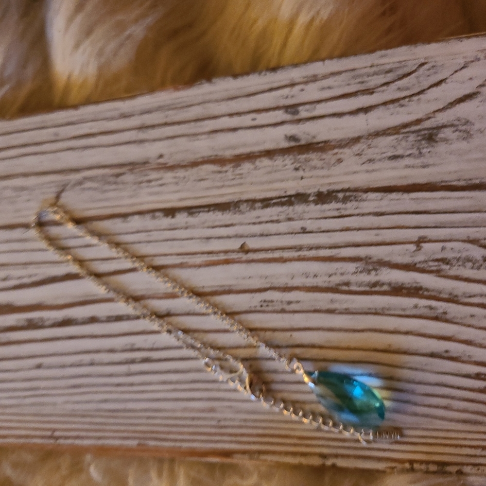 LBVYR Fashion Jewelry Faux Blue Stone Faux 💙 Faux silver Chain - Picture 2 of 7